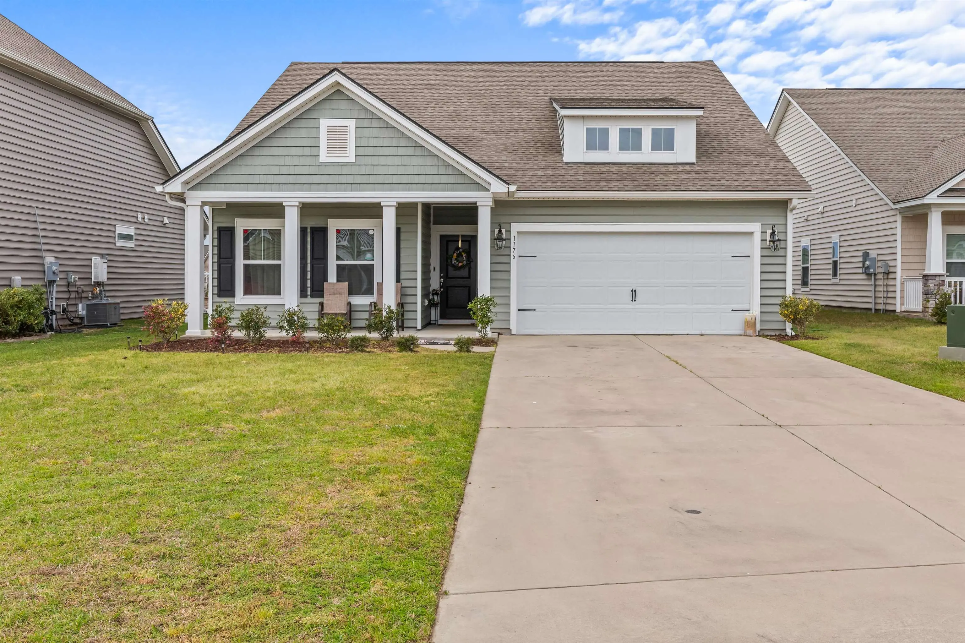 Photo of Listing #2607856