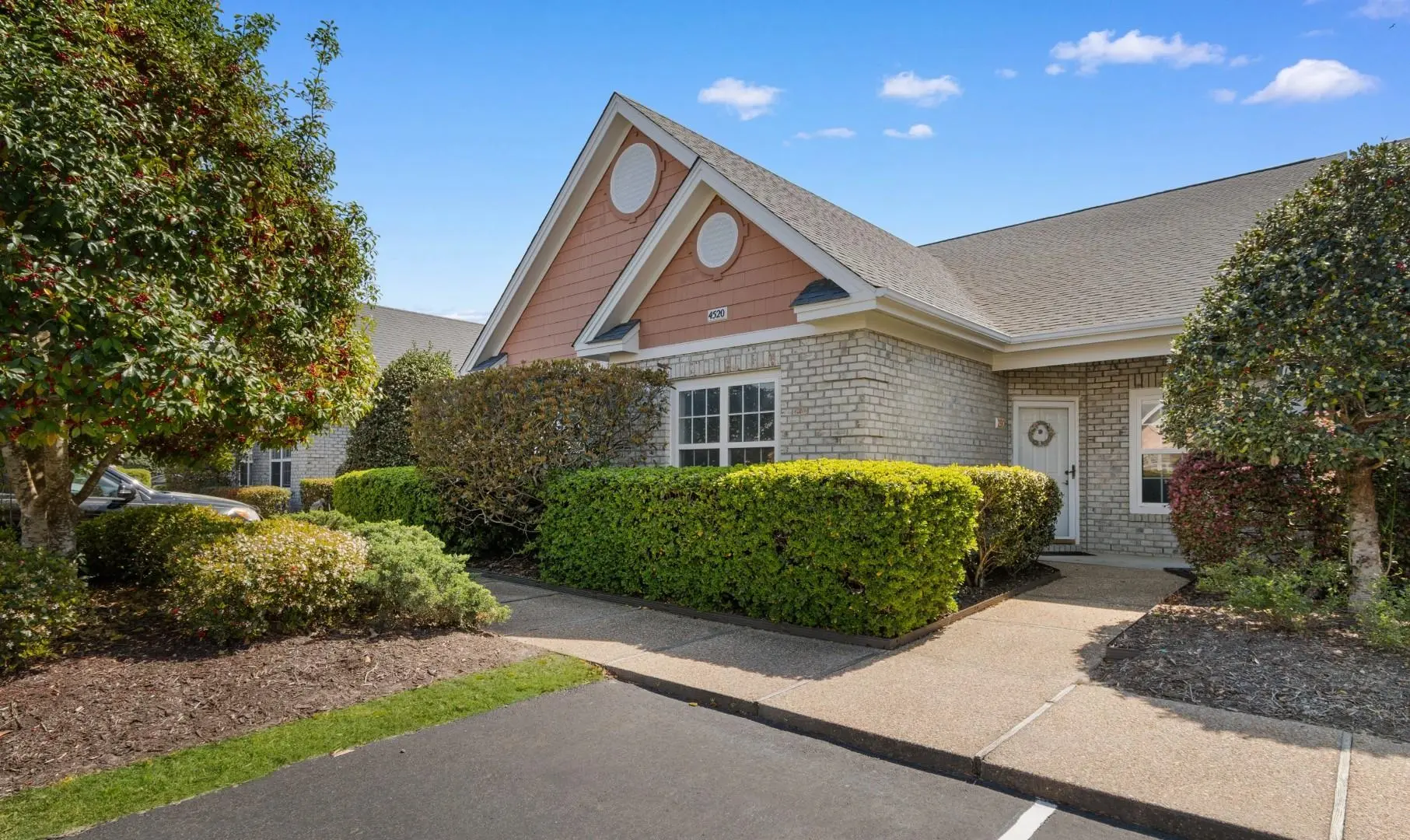 Photo of Listing #2607859