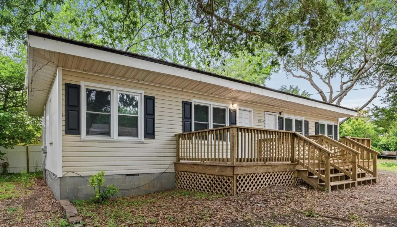 Photo of Listing #2607883