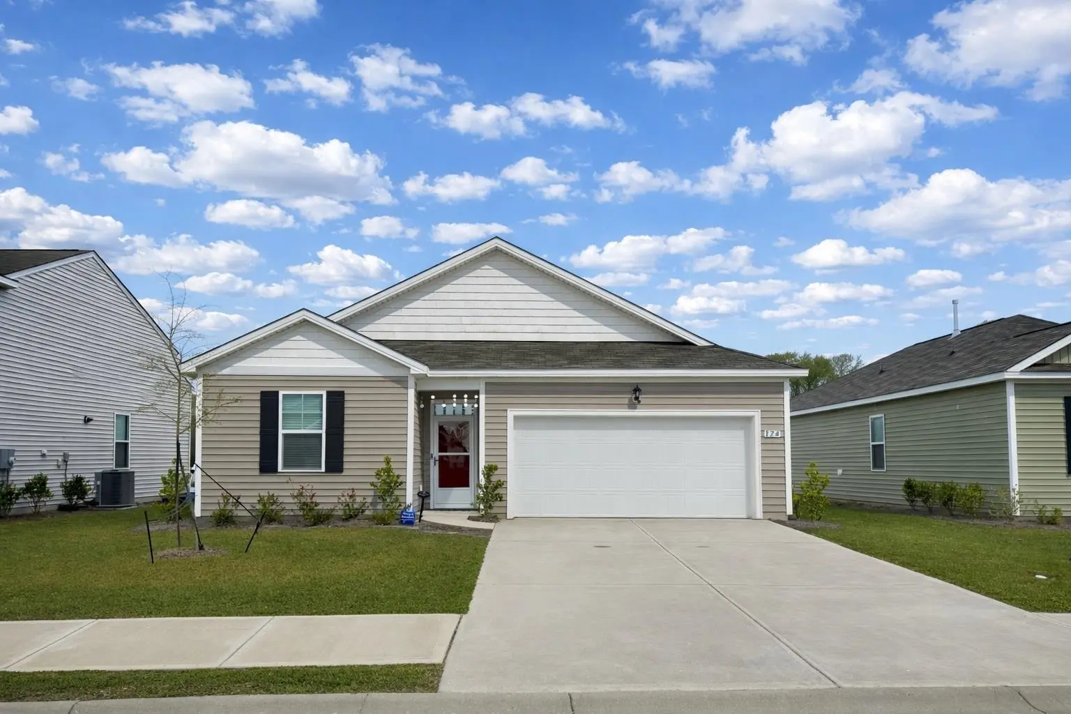 Photo of Listing #2607895