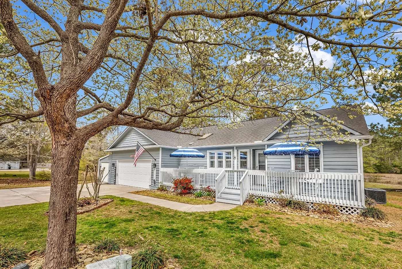 Photo of Listing #2607900