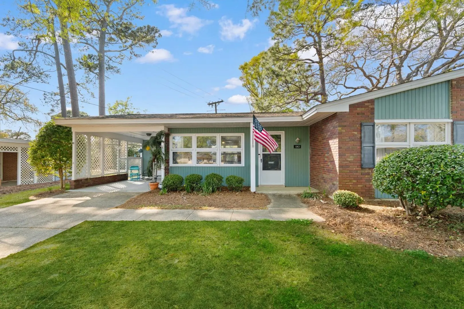 Photo of Listing #2607974