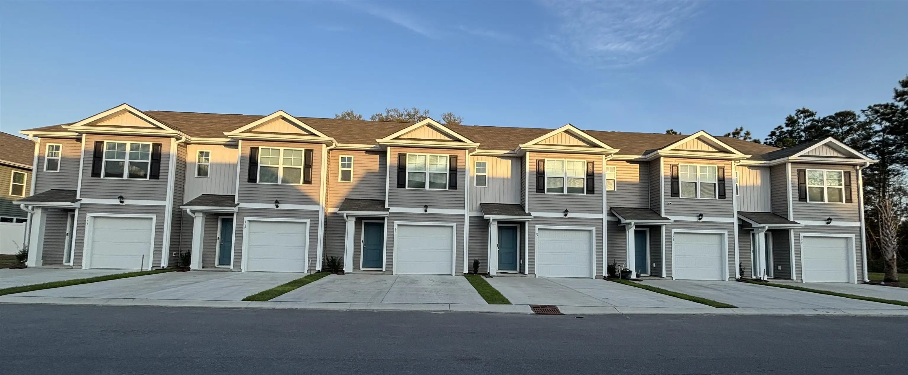 Photo of Listing #2608030