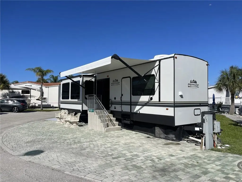 2 of 60 - 769 Nettles Boulevard, Jensen Beach, FL