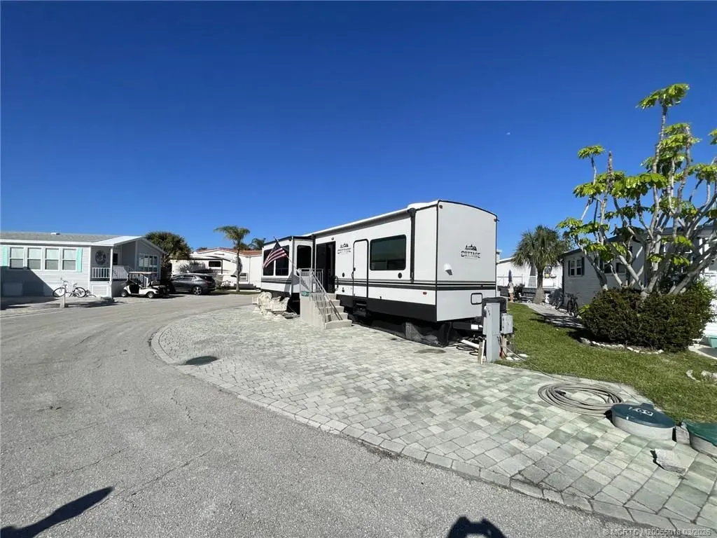 5 of 60 - 769 Nettles Boulevard, Jensen Beach, FL