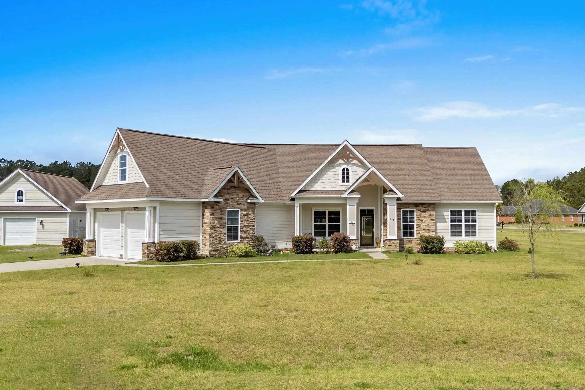 Photo of Listing #2608129