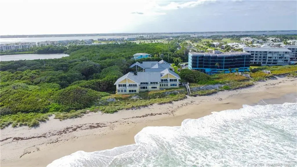 245 Macarthur Boulevard 12, Stuart