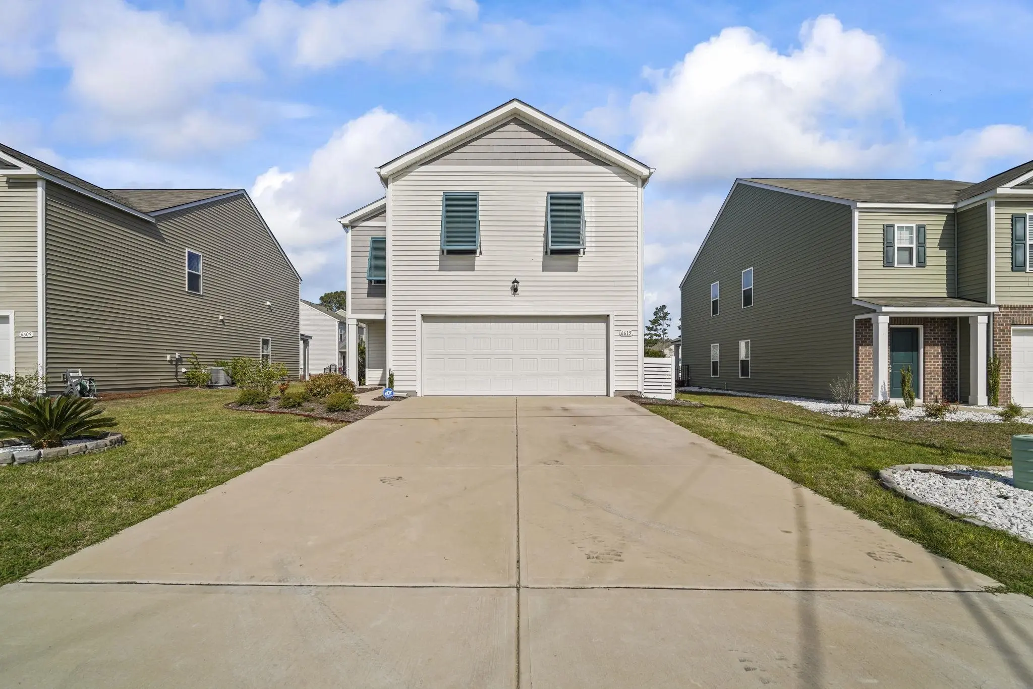 Photo of Listing #2608384