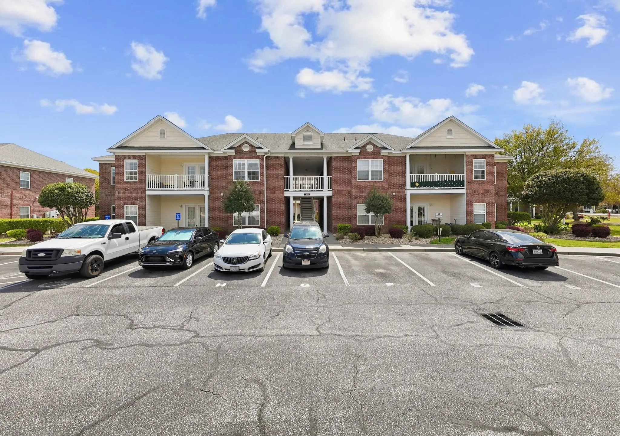 Photo of Listing #2608442