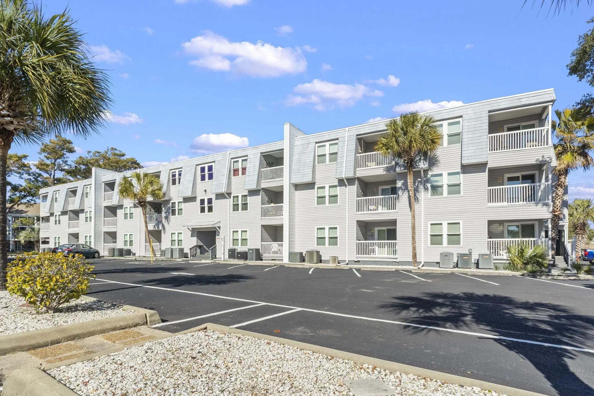 Photo of Listing #2608455