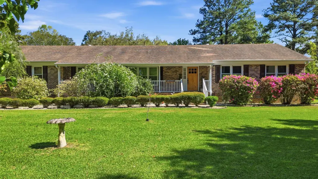 11091 Highway 707, Murrells Inlet