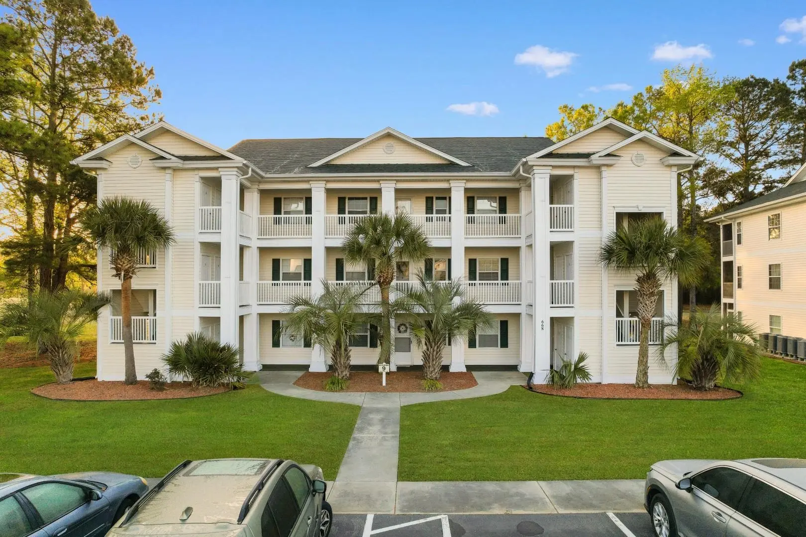 Photo of Listing #2608580