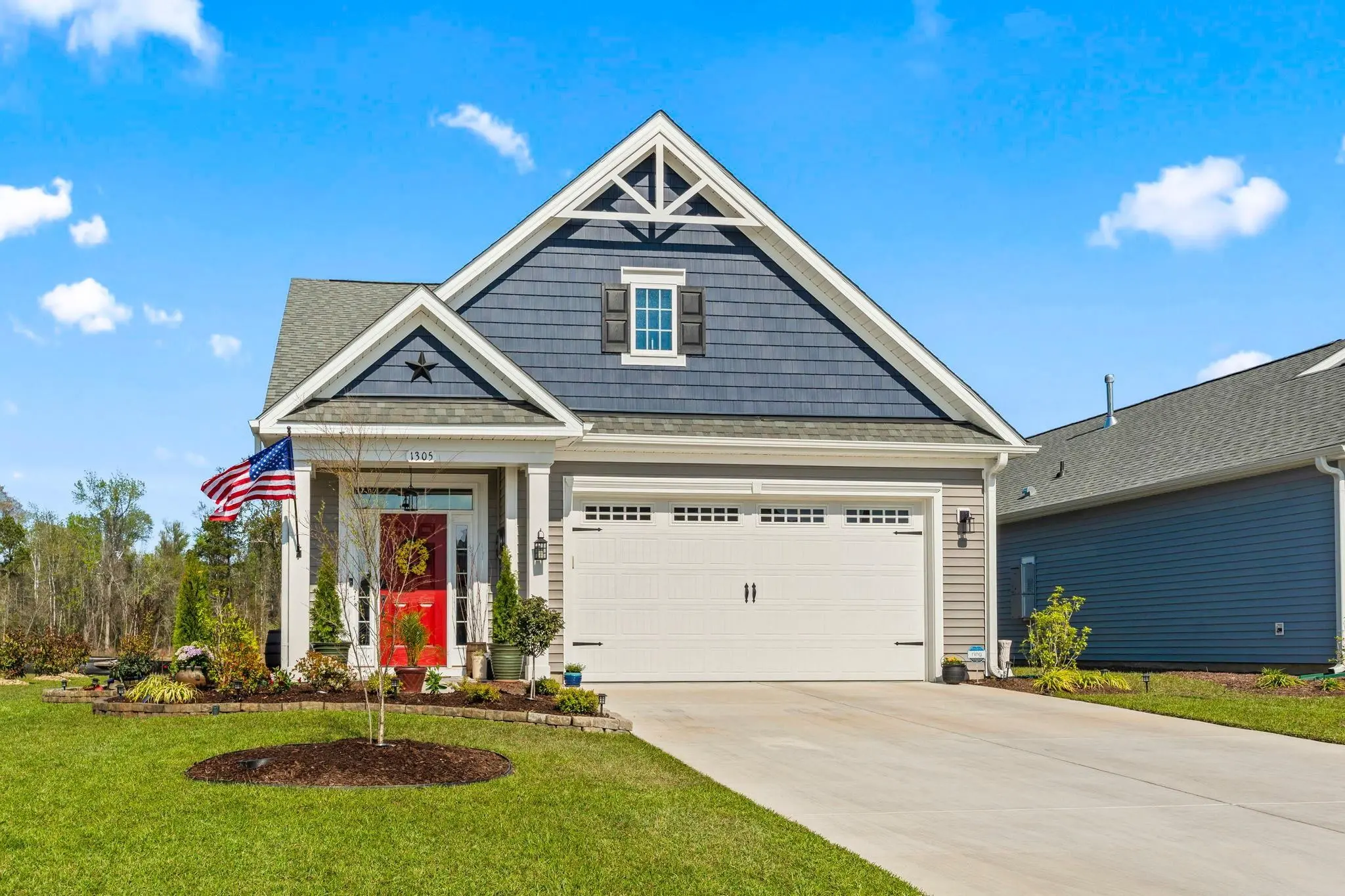 Photo of Listing #2608584