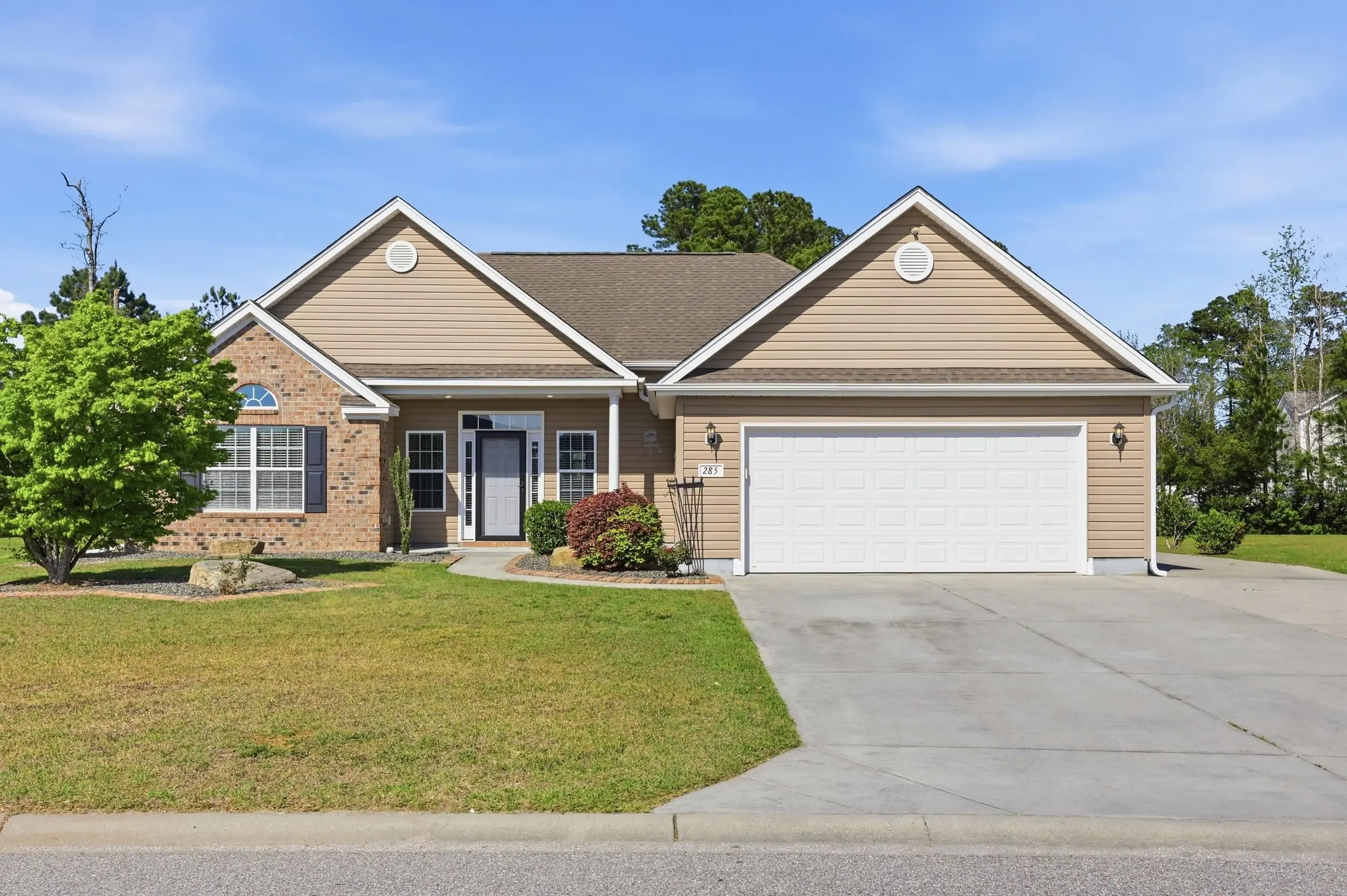 Photo of Listing #2608605