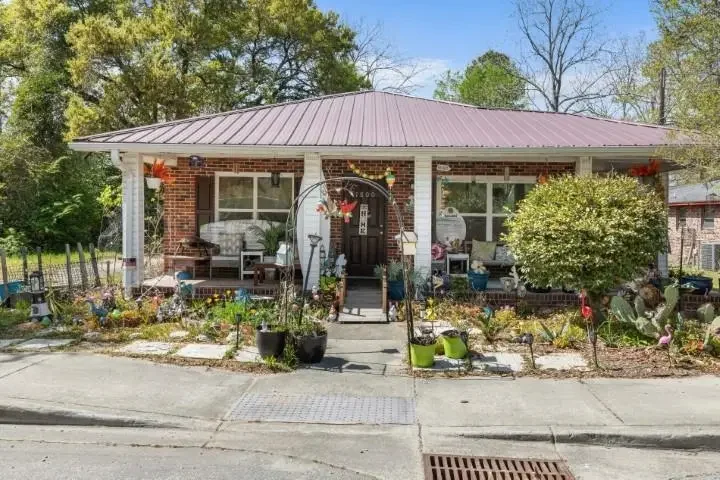 Photo of Listing #2608678