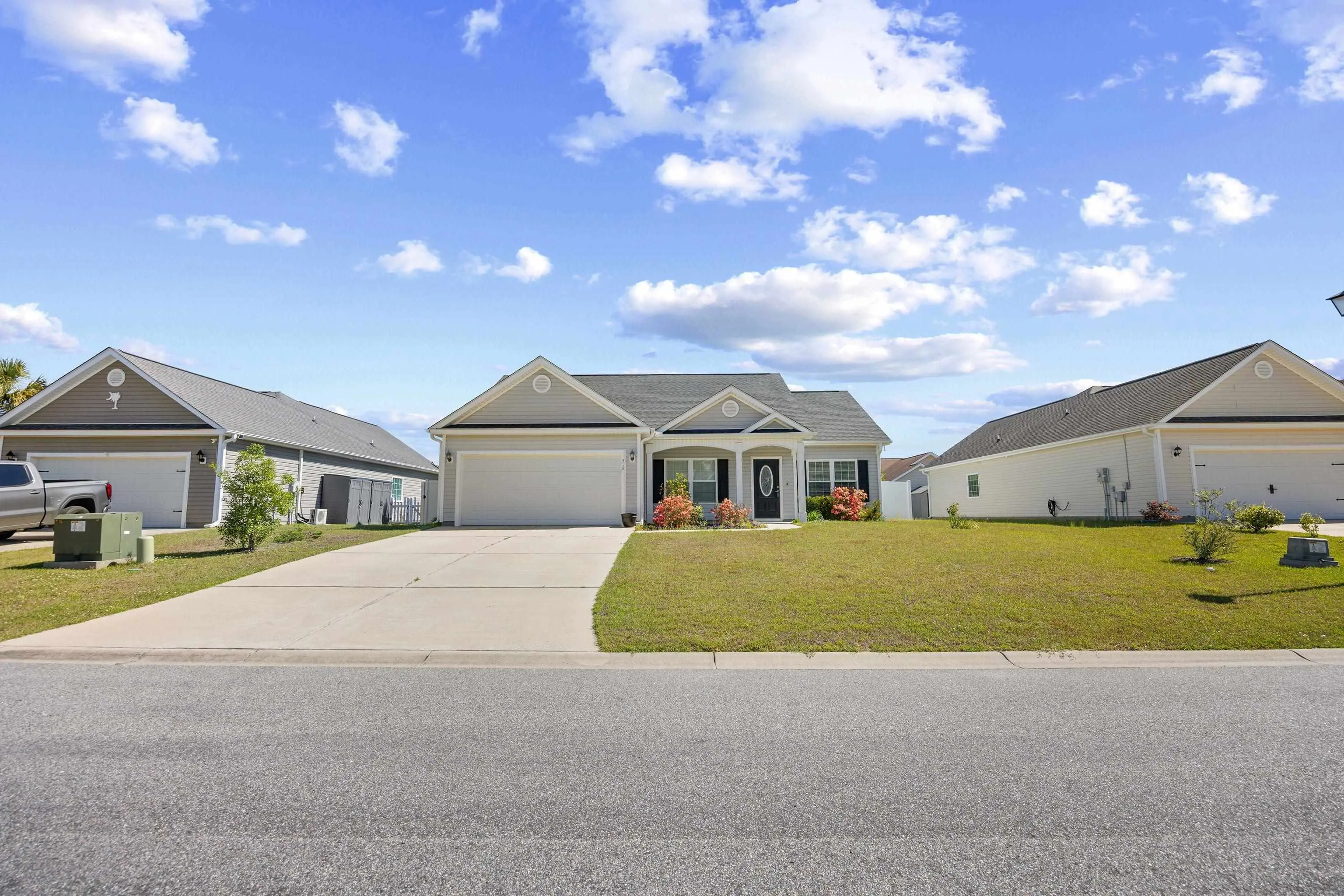 Photo of Listing #2608756