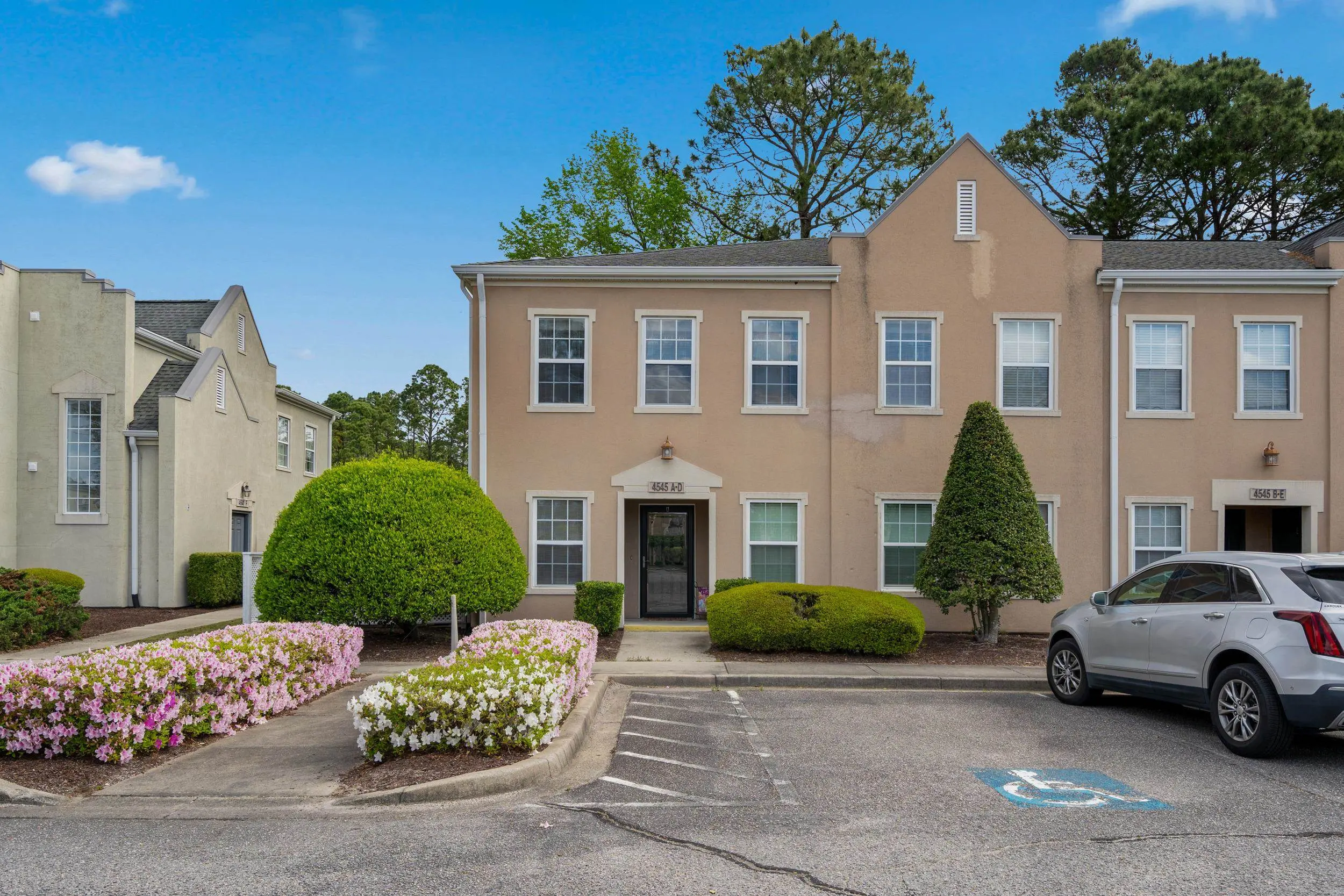 Photo of Listing #2608757