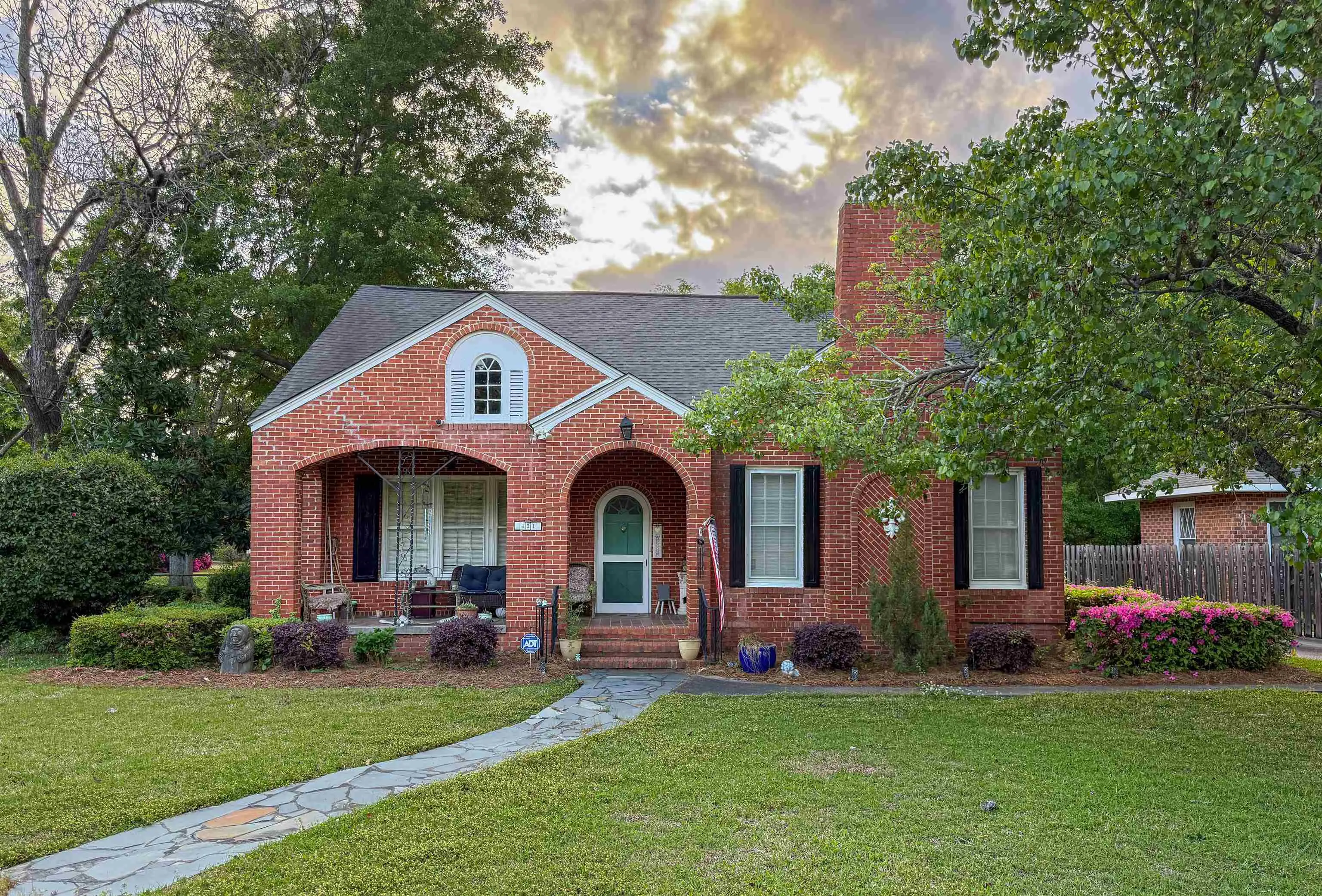 Photo of Listing #2608852