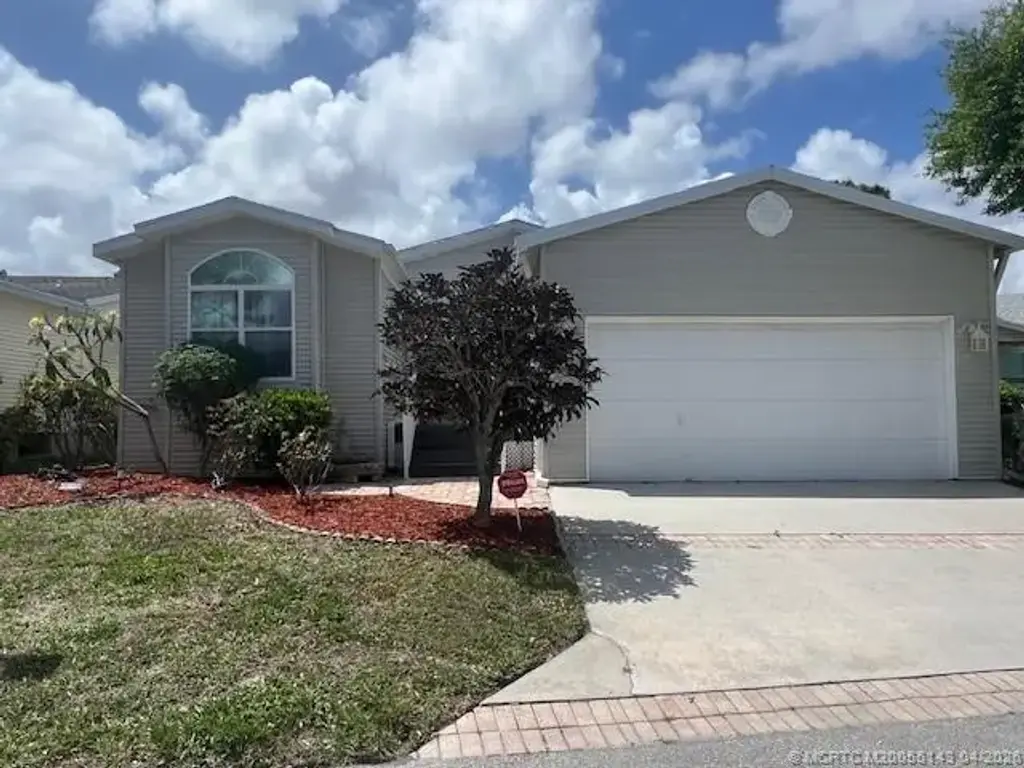 6299 Birch Lane, Lantana