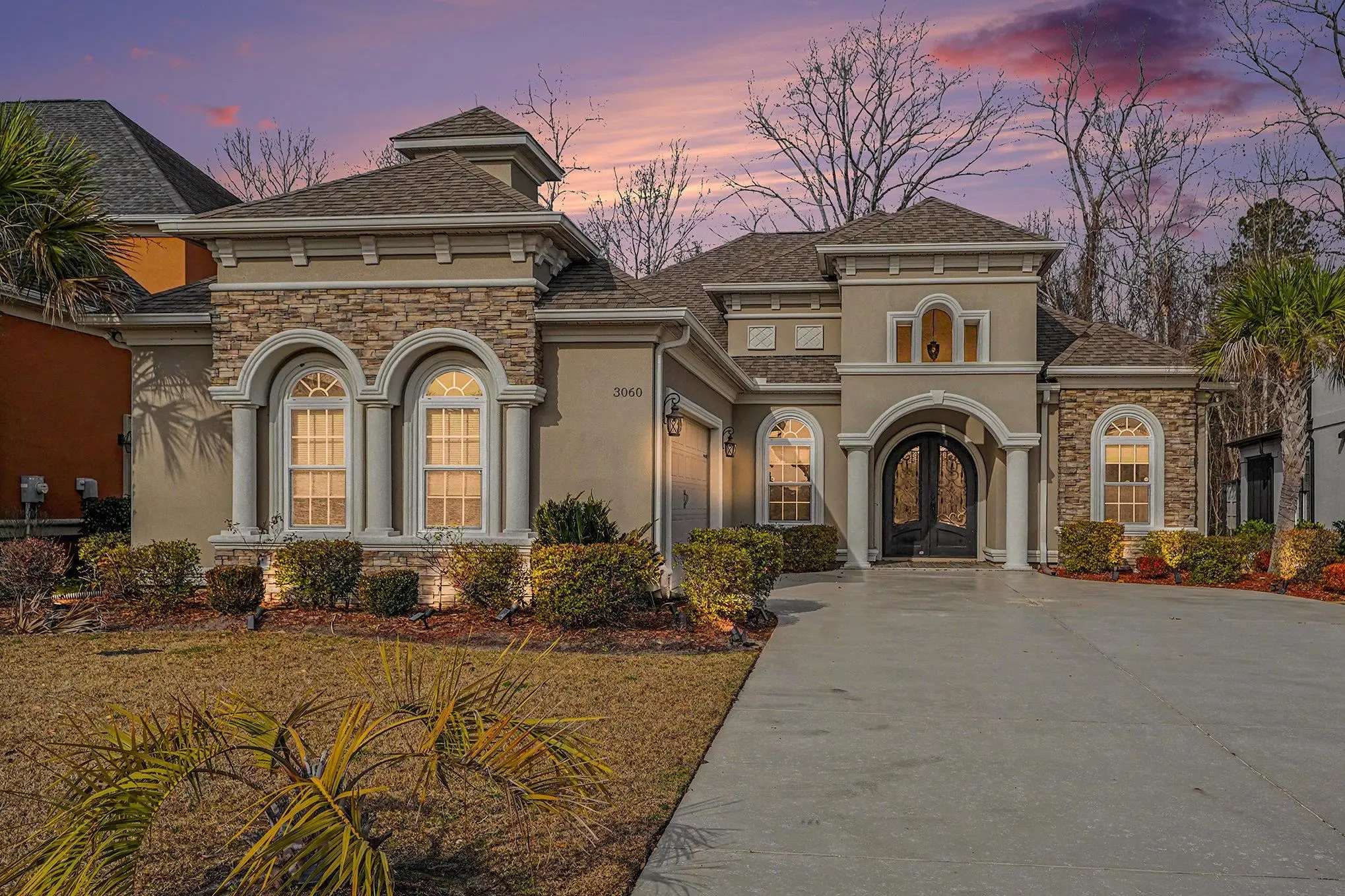 Photo of Listing #2608870