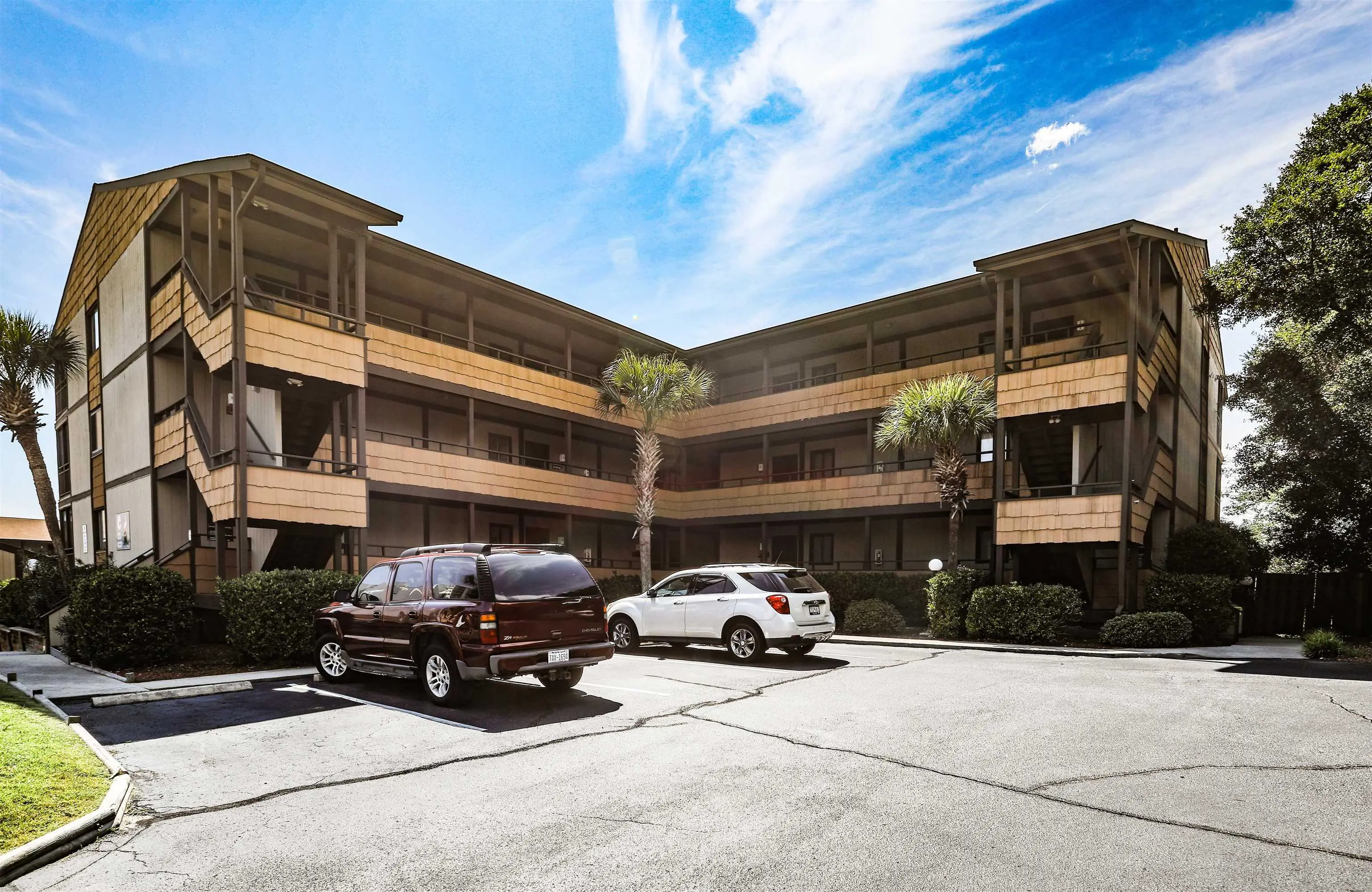 Photo of Listing #2608893