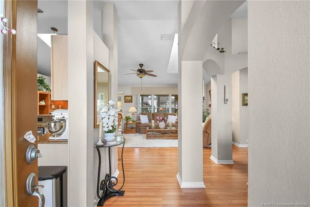 4 of 40 - 526 Vanda Terrado, Jensen Beach, FL