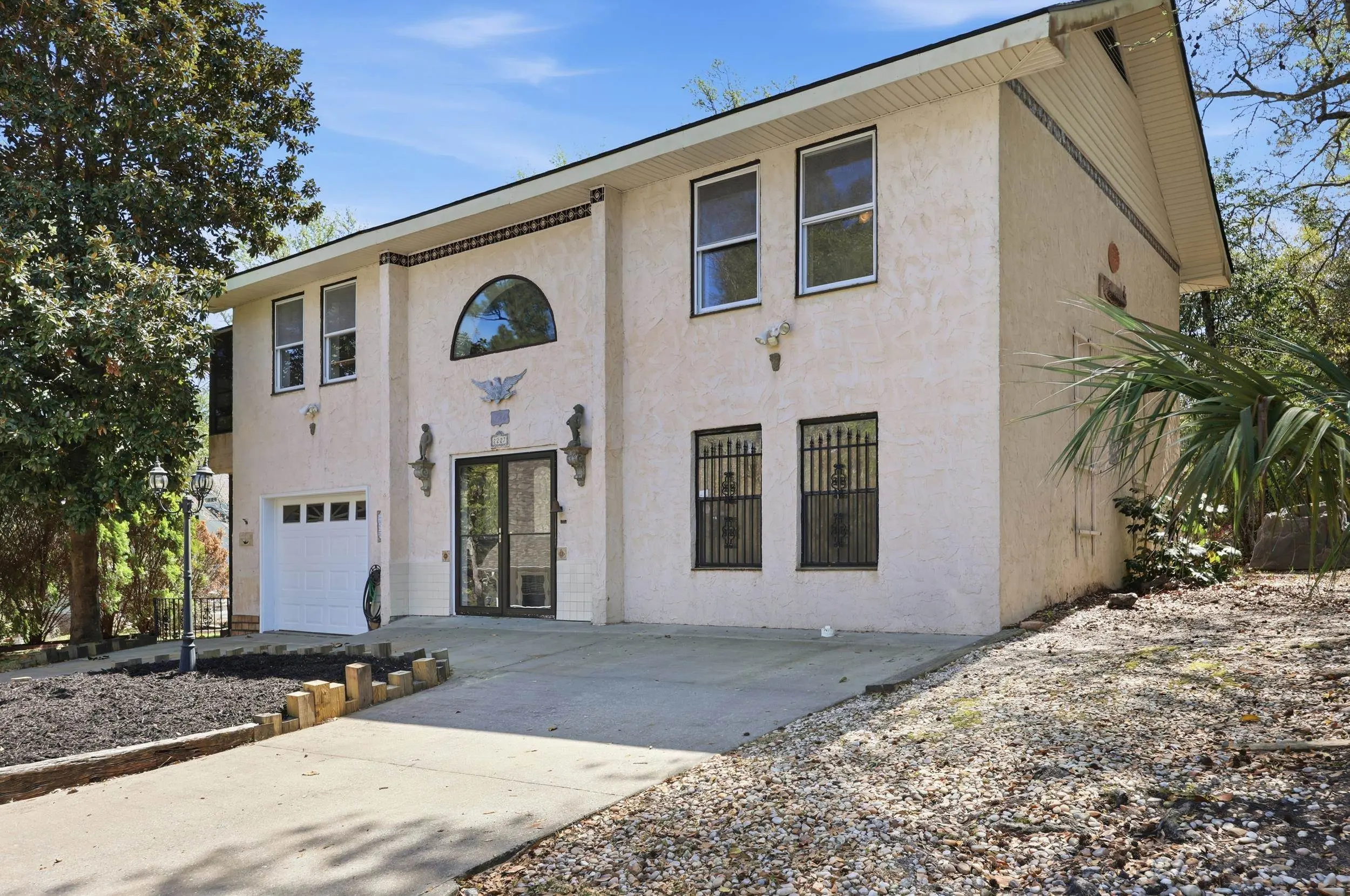 Photo of Listing #2608941