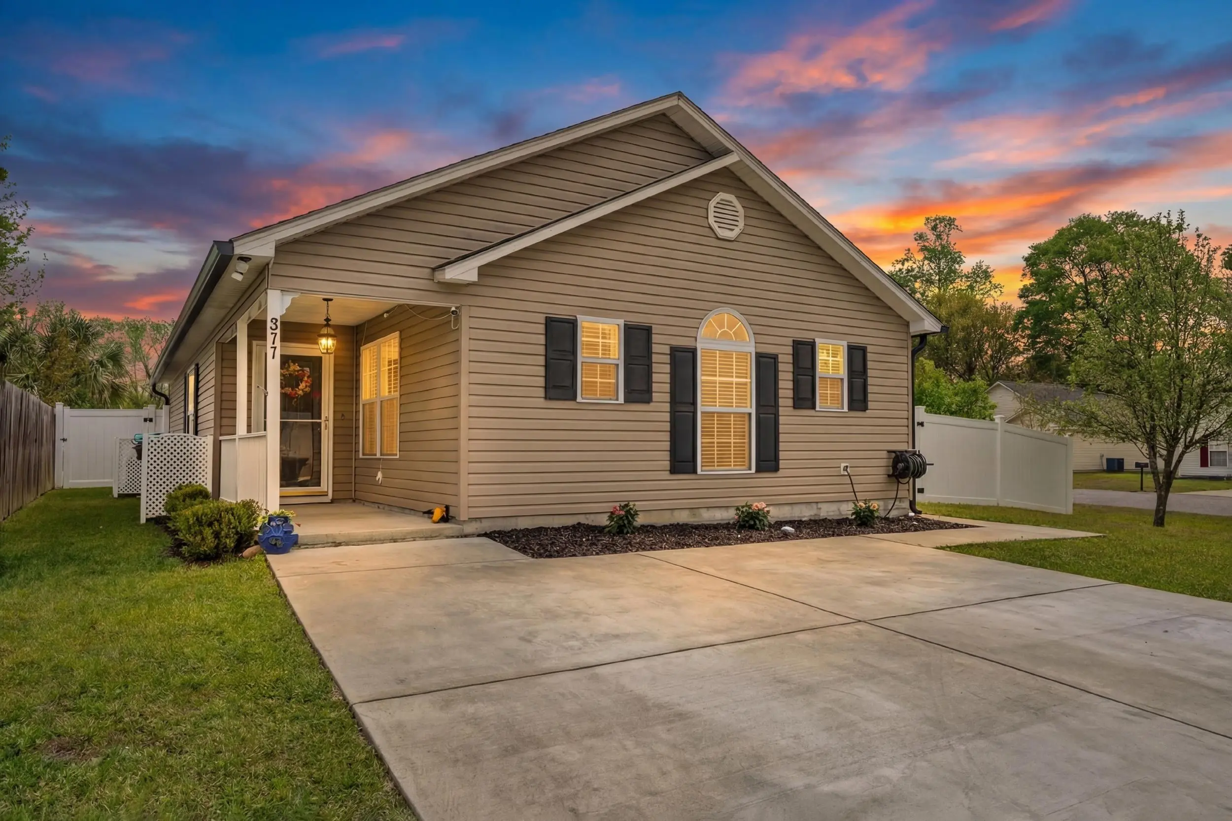 Photo of Listing #2609081