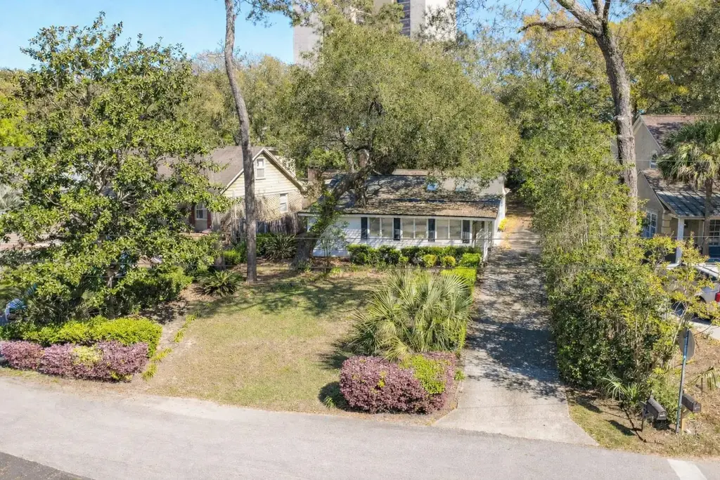 5516 Springs Ave., Myrtle Beach