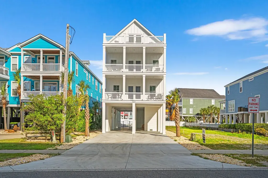 1211 N Waccamaw Dr., Murrells Inlet
