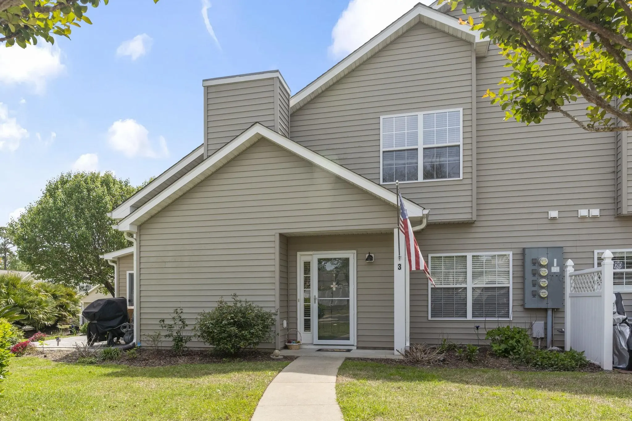 Photo of Listing #2609215