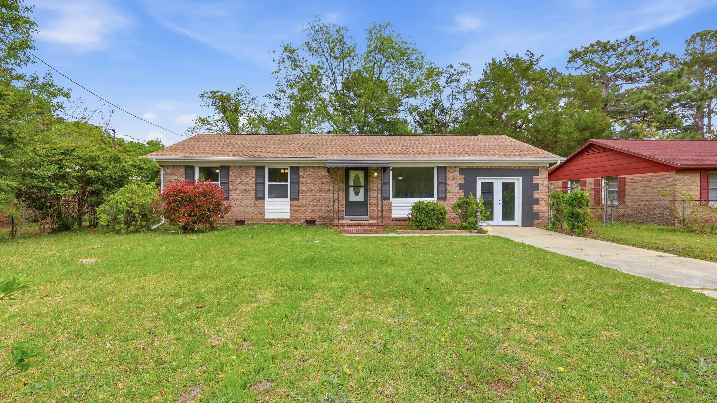 Photo of Listing #2609223