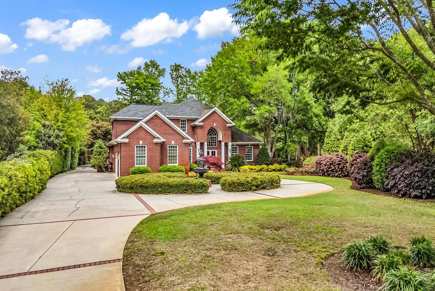 Photo of Listing #2609247