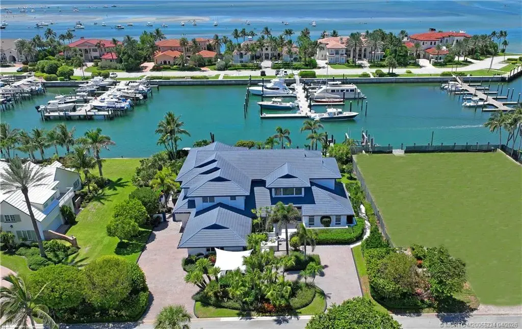 6819 South Marina Way, Stuart