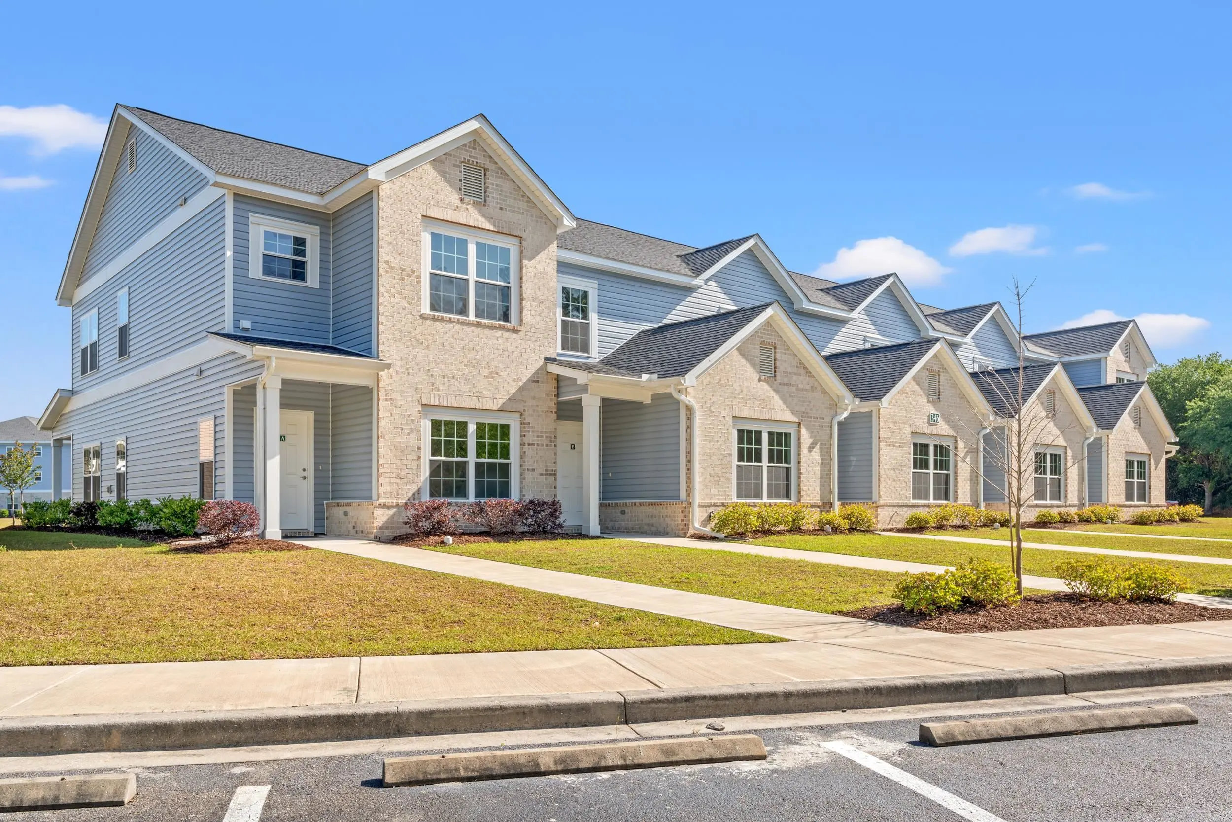 Photo of Listing #2609360