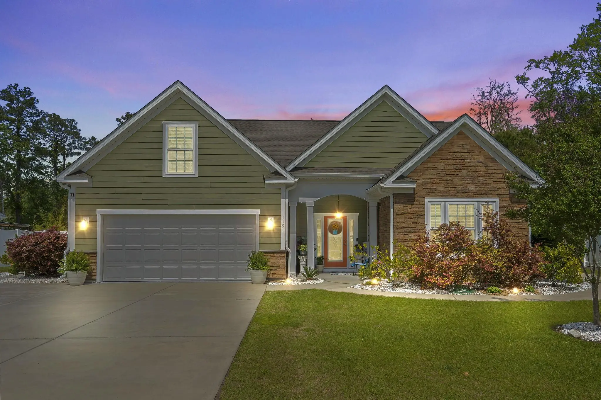 Photo of Listing #2609368