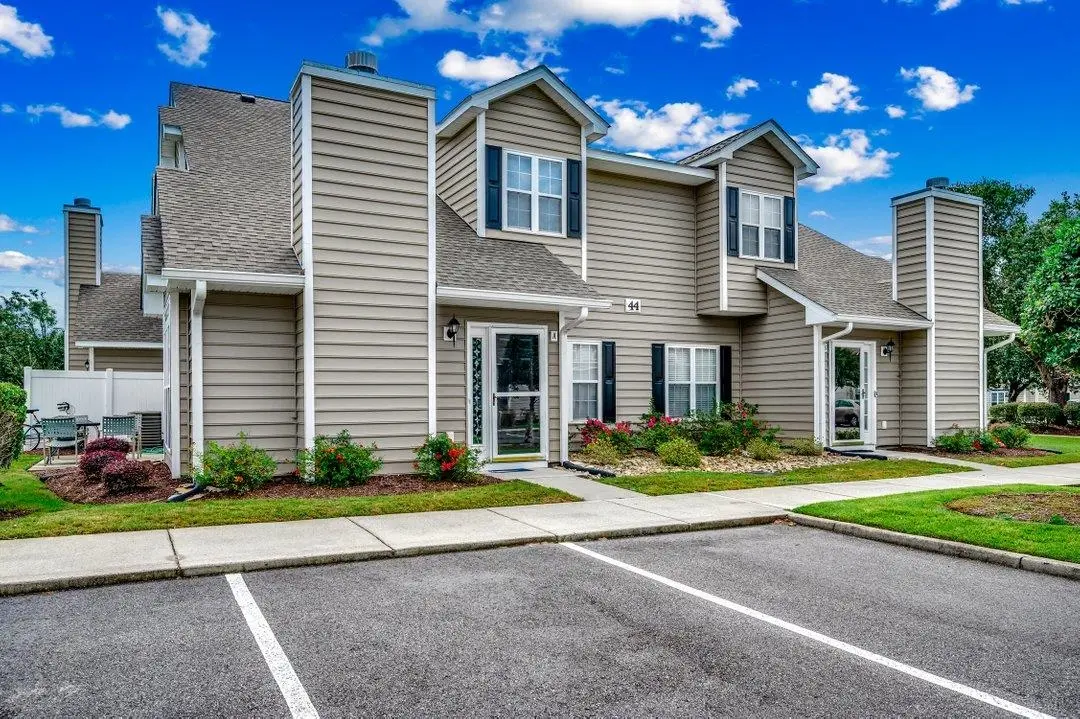 Photo of Listing #2609403