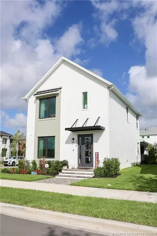 Photo of Listing #M20055196