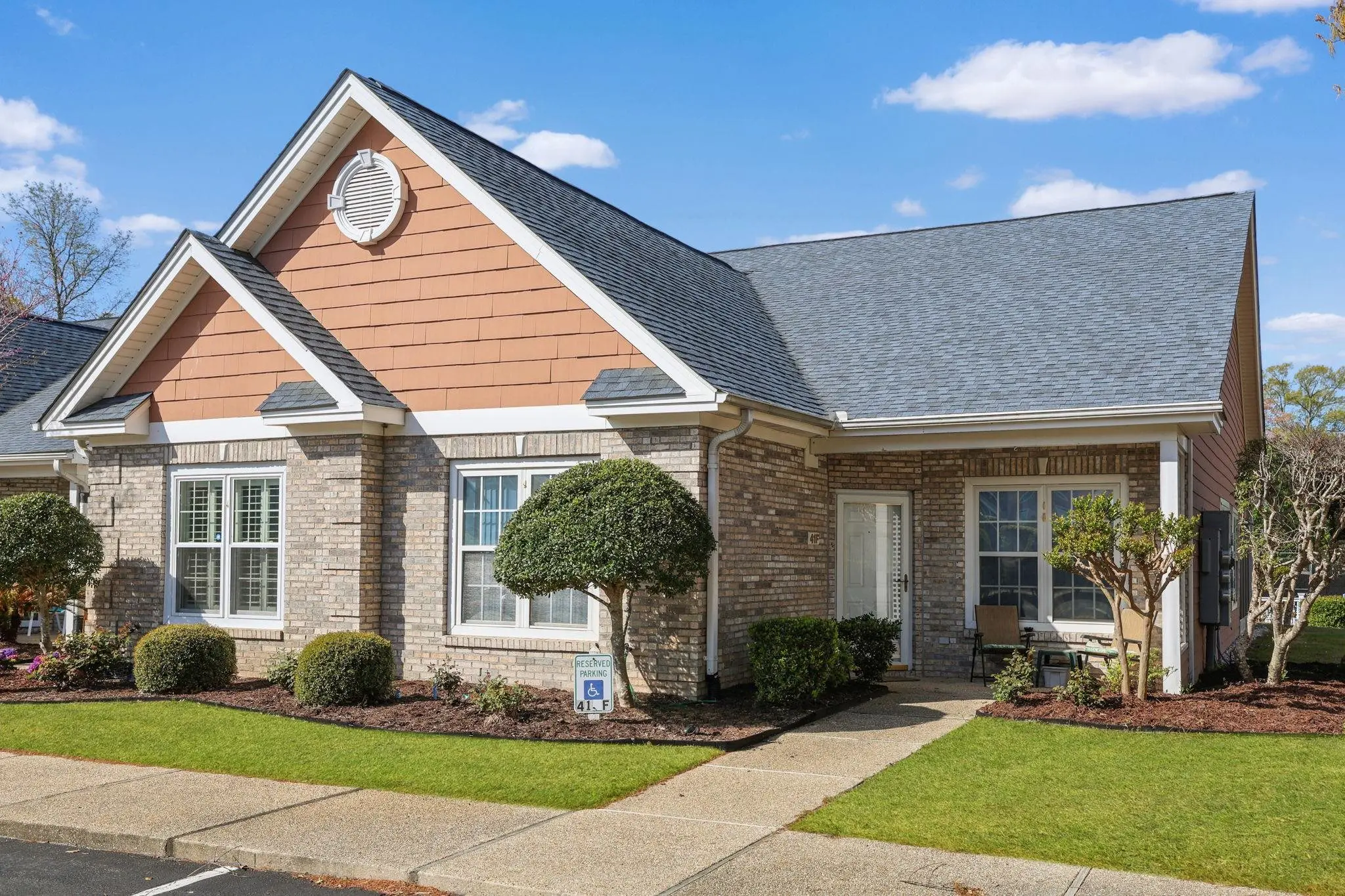 Photo of Listing #2609432