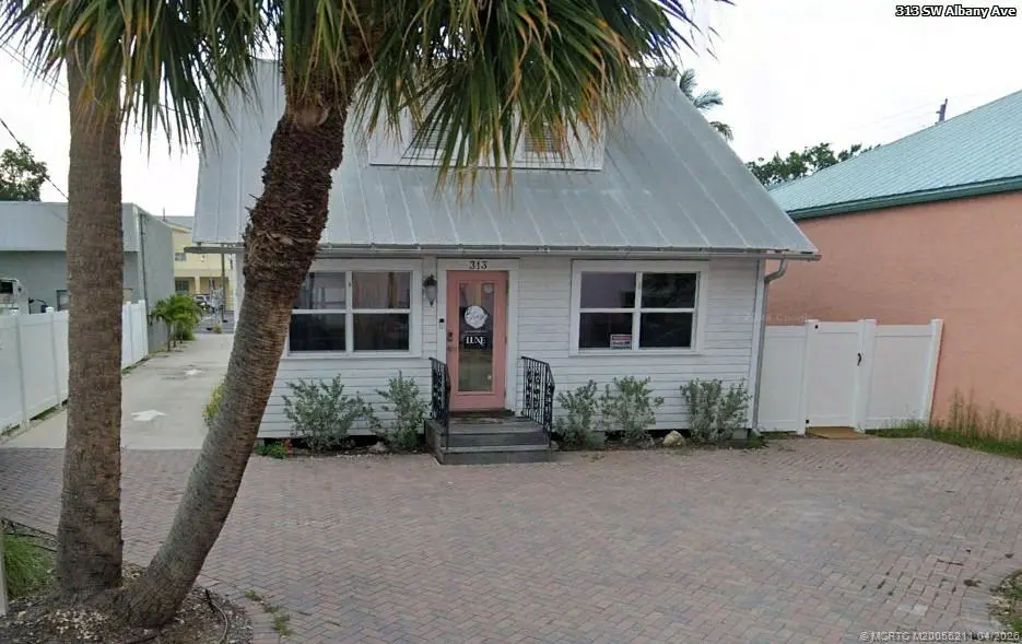 313 Albany Avenue, Stuart