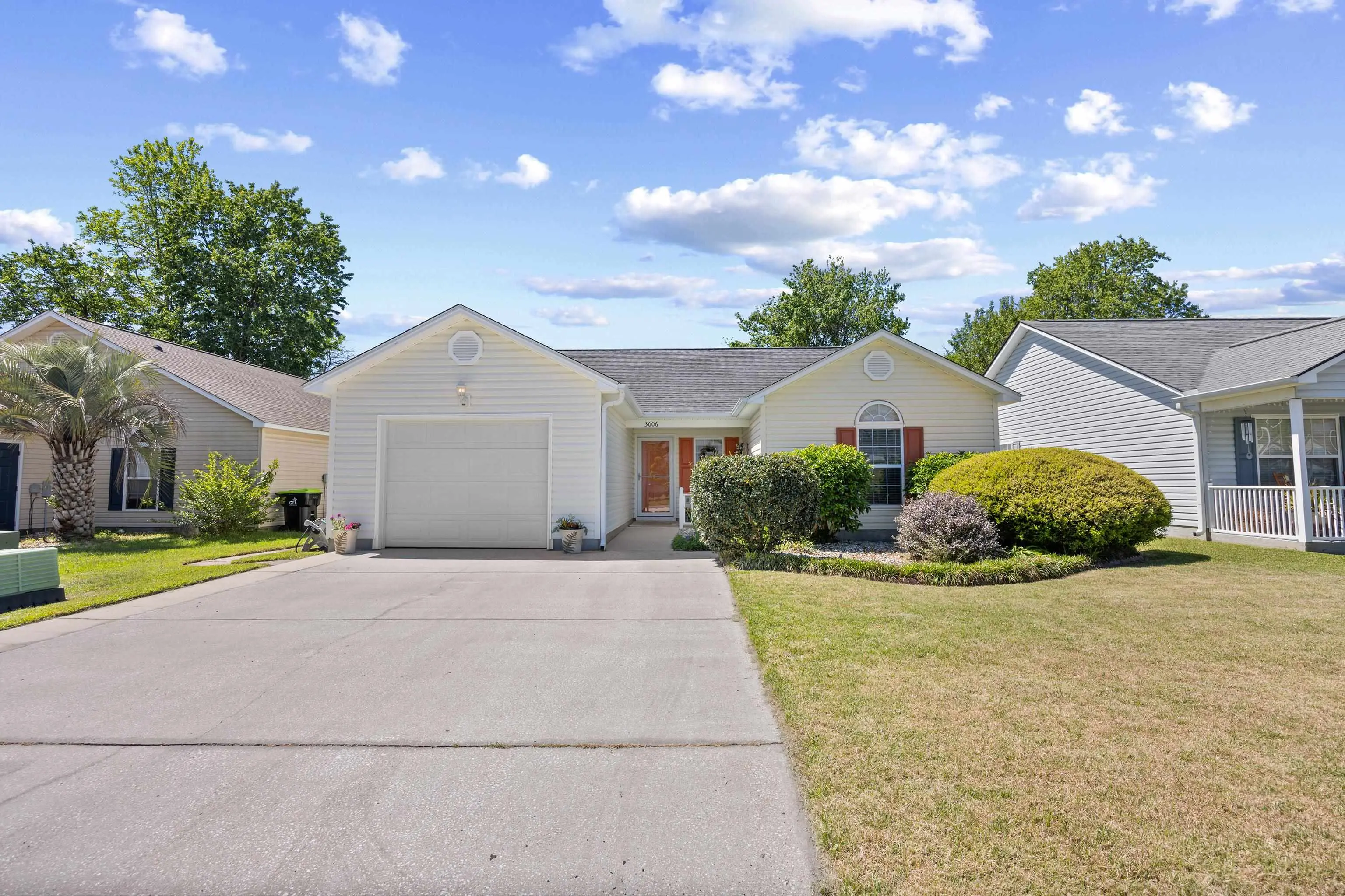 Photo of Listing #2609440