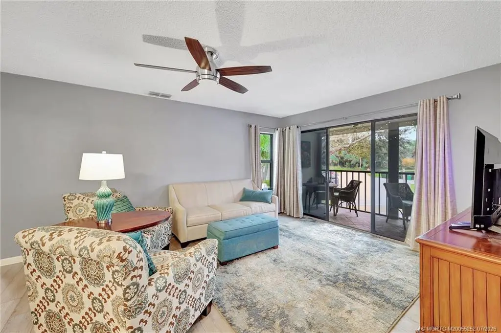 4 of 29 - 1965 Silver Pine Way 118-d2, Palm City, FL