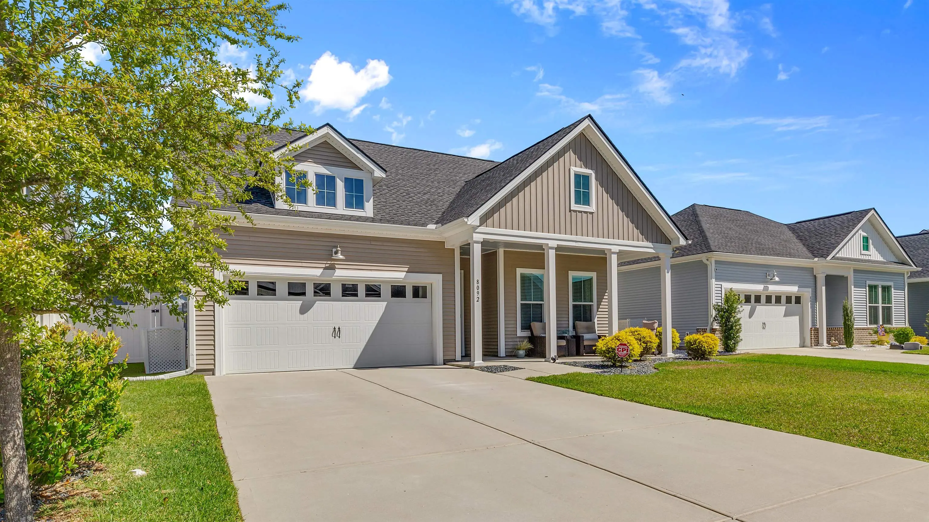 Photo of Listing #2609544