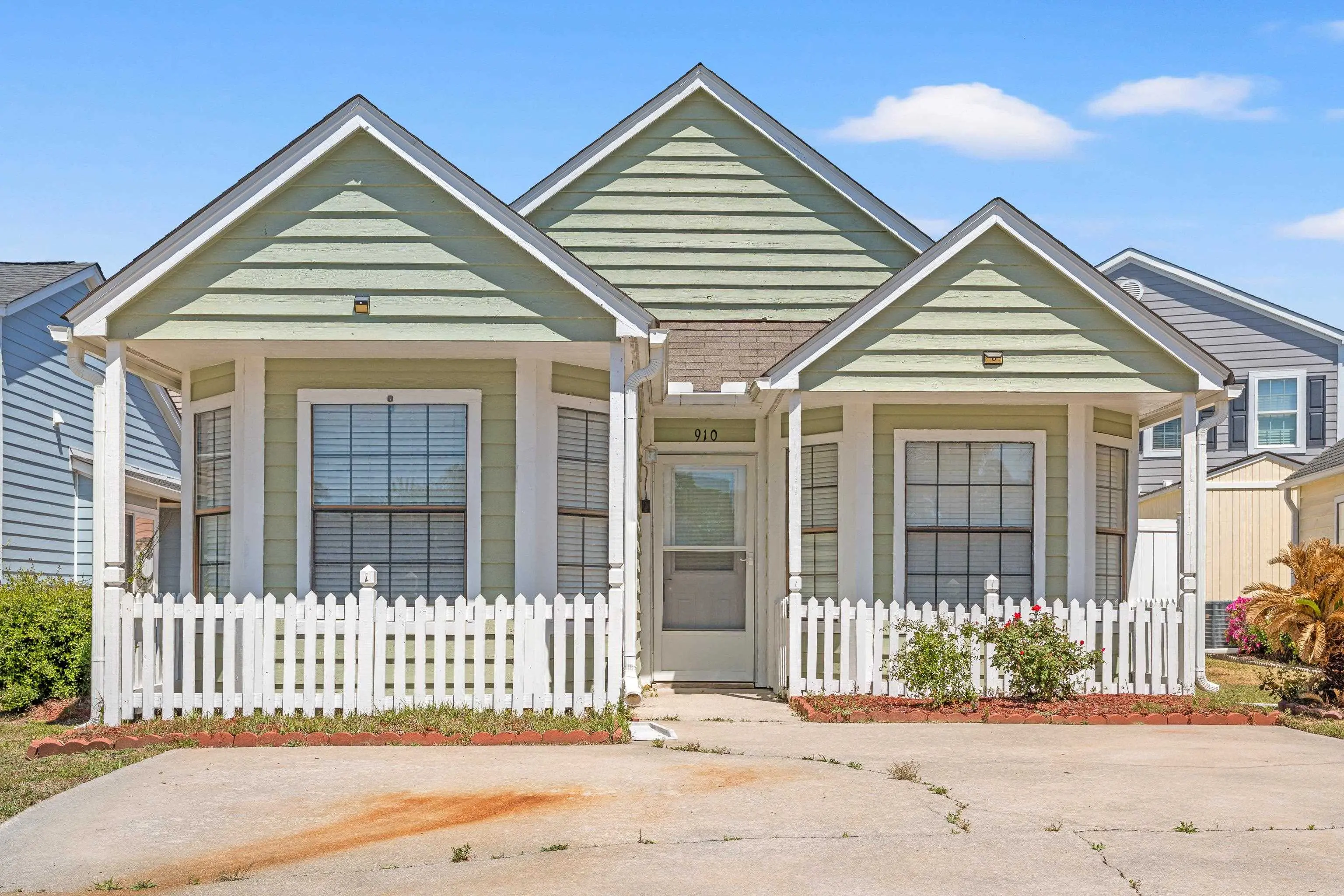 Photo of Listing #2609591