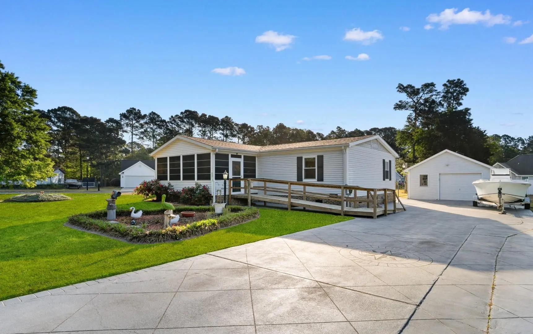 Photo of Listing #2609751