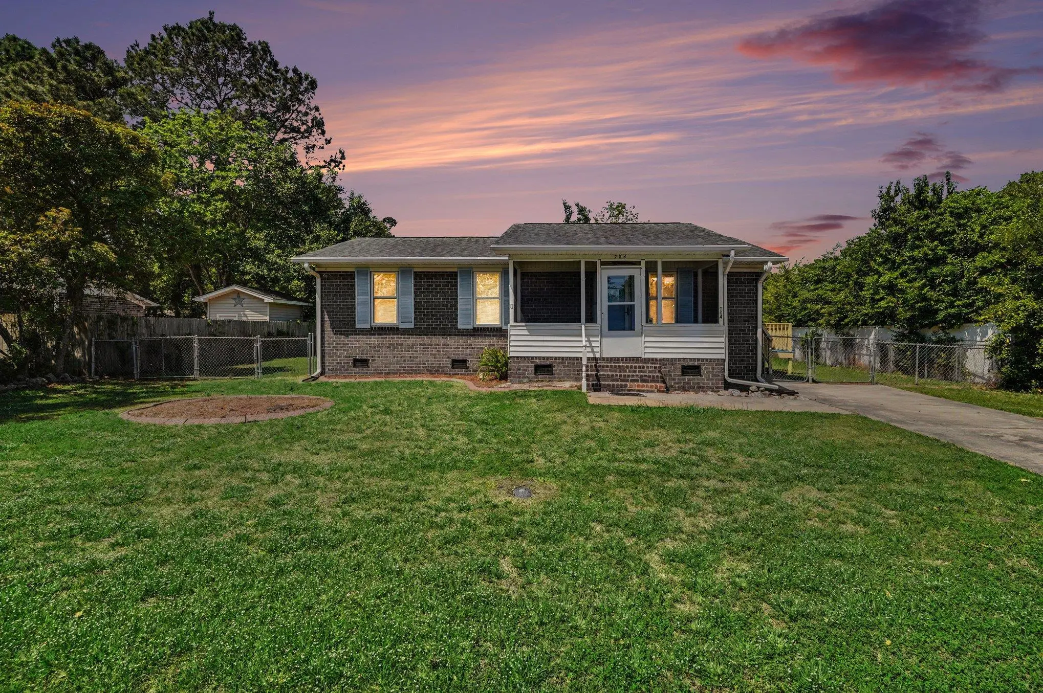 Photo of Listing #2609754