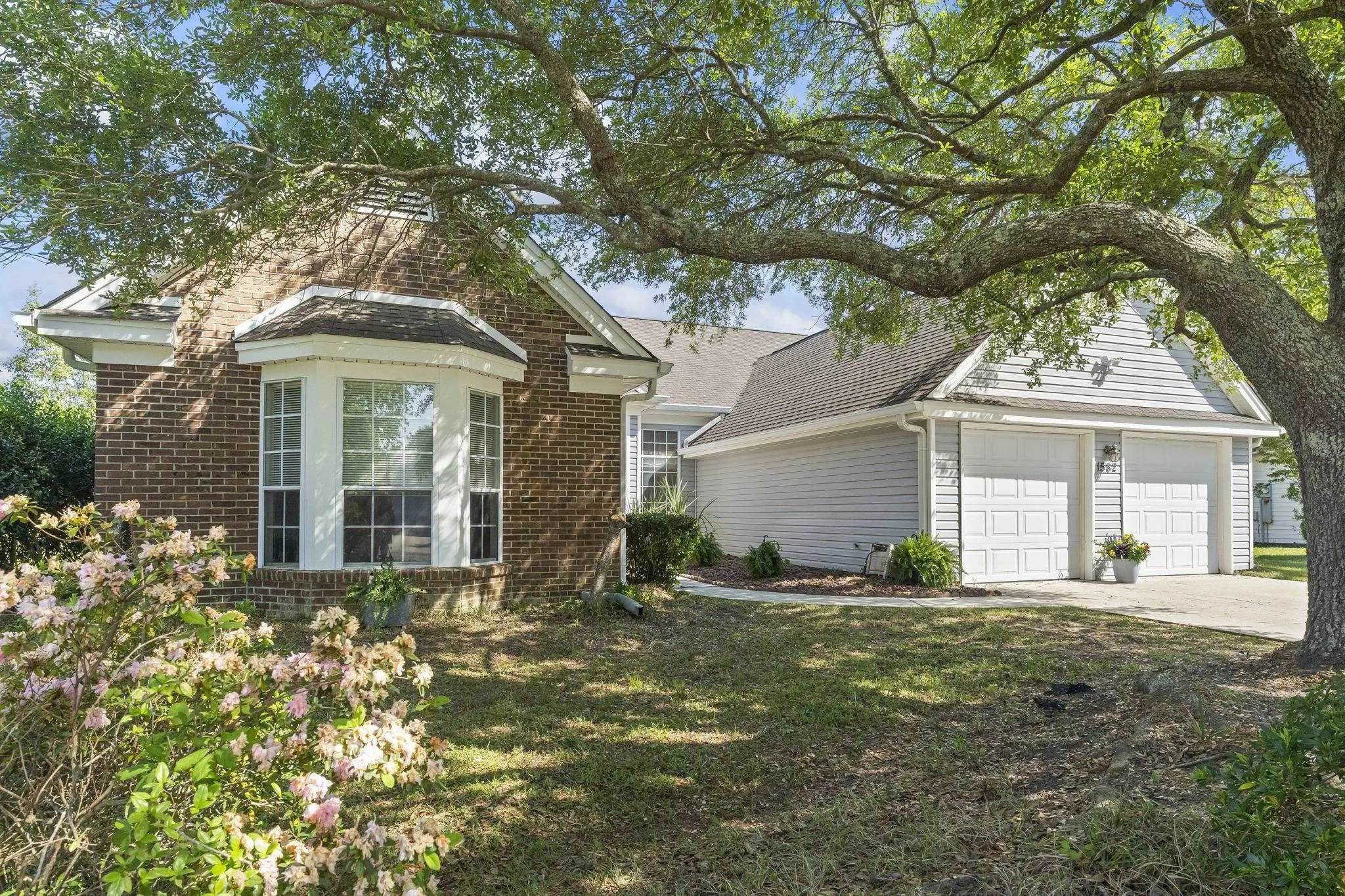 Photo of Listing #2609873