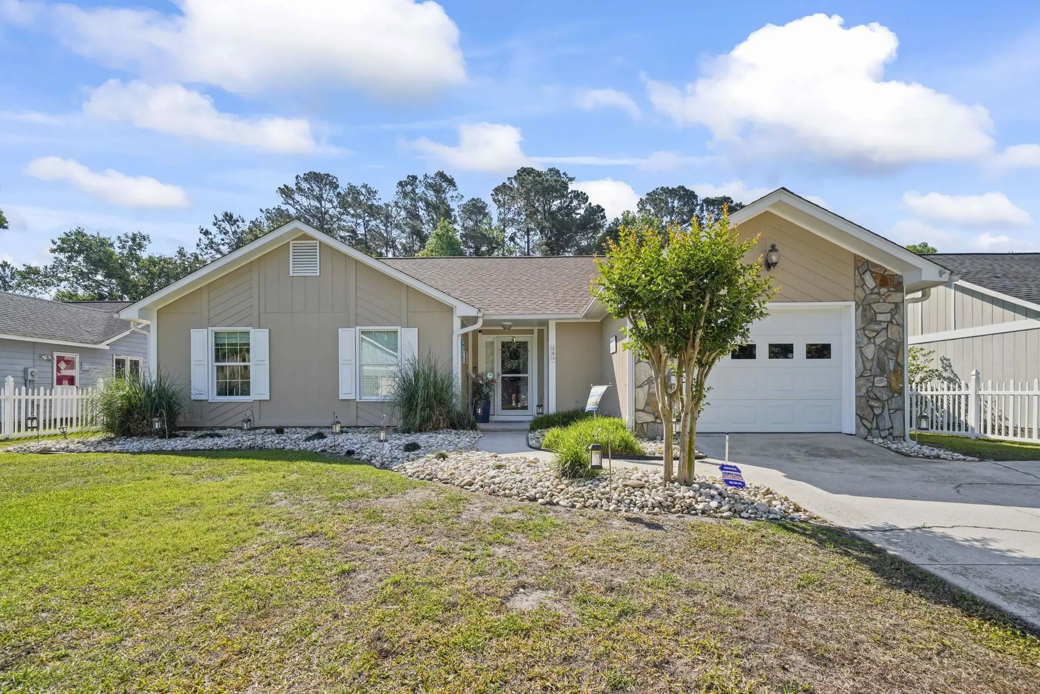 Photo of Listing #2609994