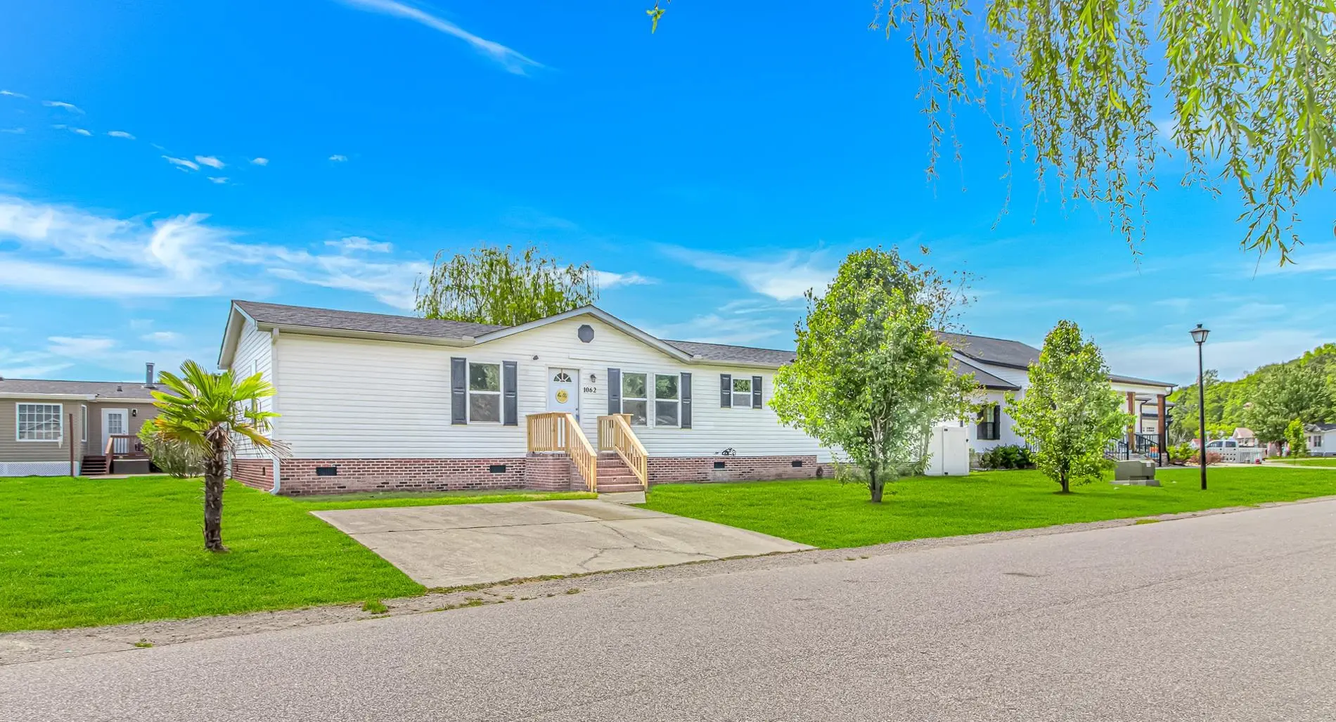 Photo of Listing #2610266