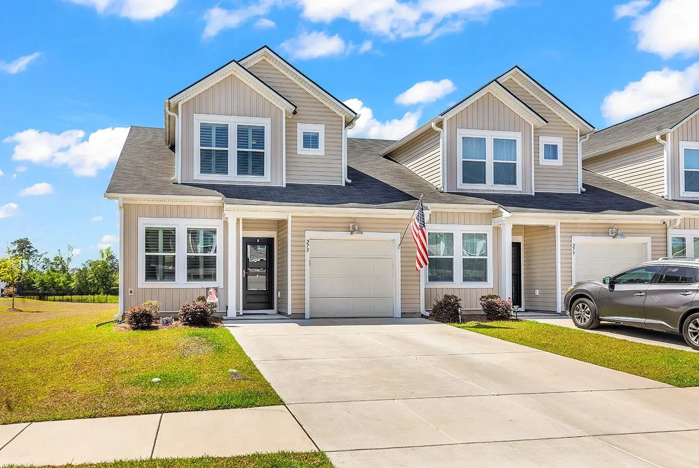 Photo of Listing #2610303